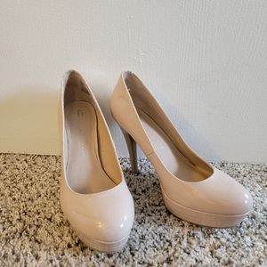 Nude Lauren Conrad pumps